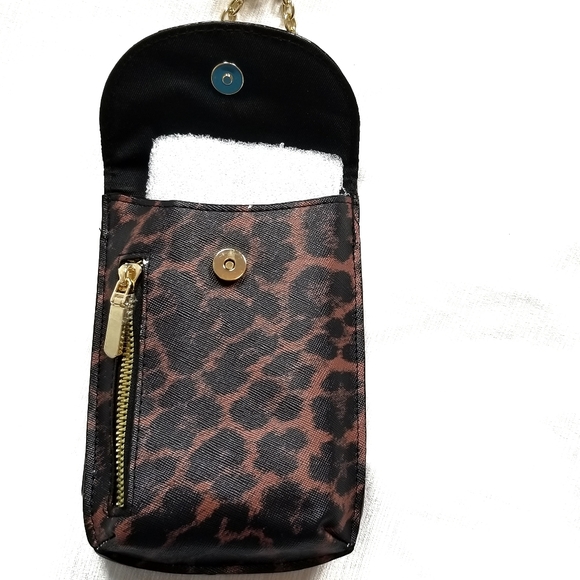 APT 9 Leopard Crossbody Wallet/Cell Bag BNWT - Picture 5 of 8